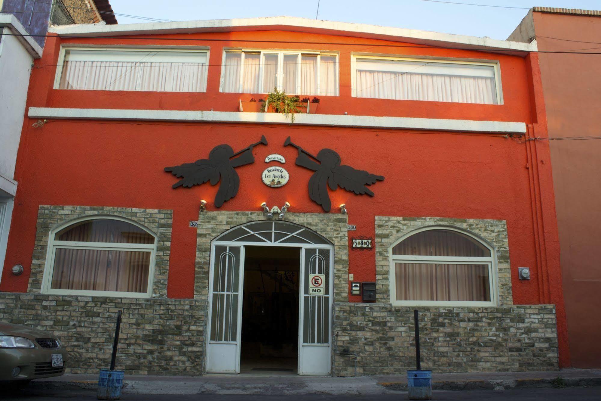 Residencia Los Angeles Panzió Guadalajara Kültér fotó